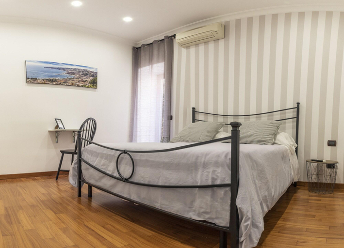 Bedroom 4, Petrucci B&B, Napoli