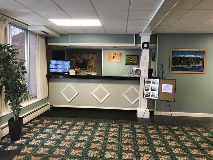Public Area 2, Baxter Park Inn, Penobscot