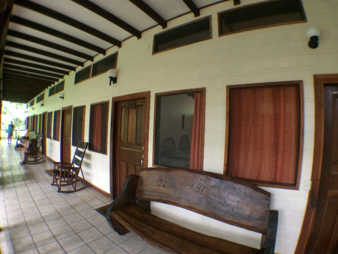 Public Area 2, Rana Roja Lodge, Pococí