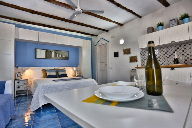 Bedroom 4, B&B La Gaetana, Latina