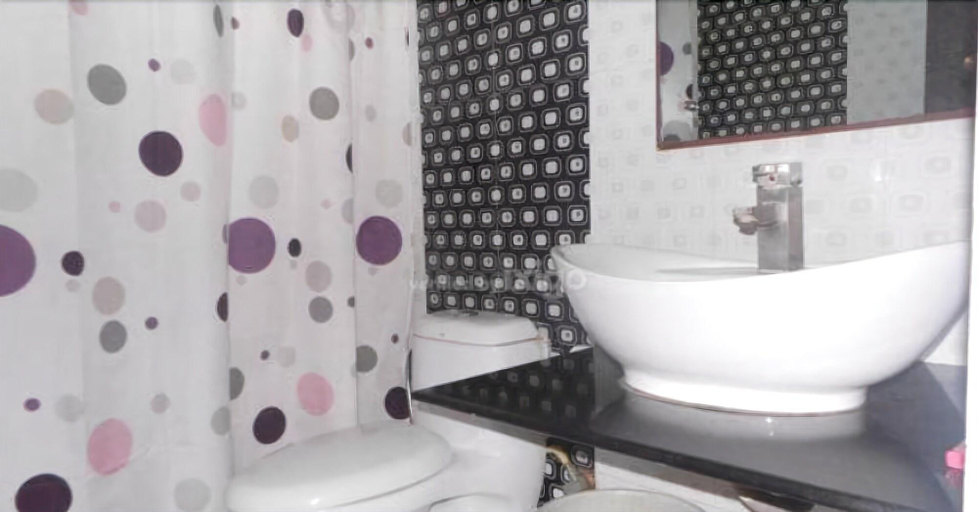 Bathroom 4, Niche Suites, Bangalore