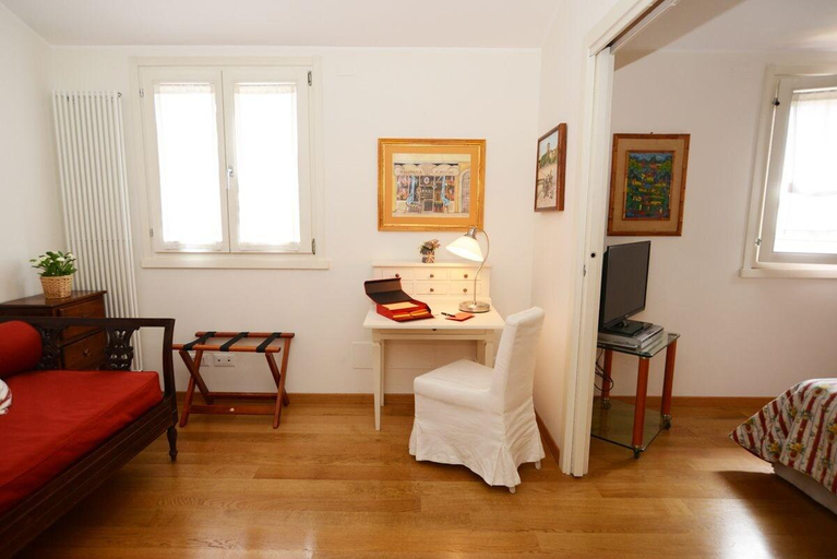 Bedroom 3, B&B al 19, Verona