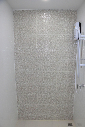Bathroom 5, Klongyai Center, Khlong Yai