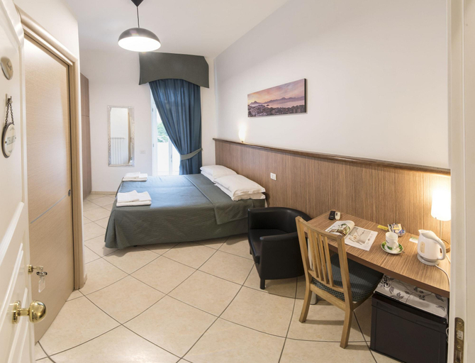 Bedroom 4, Vomero House, Napoli