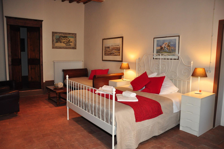 Bedroom 2, At Home Bed and Breakfast, Lucca