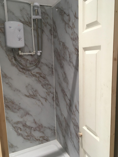 Bathroom 3, The Canberra Guest House, Northamptonshire