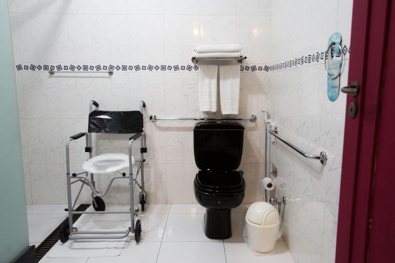 Bathroom 4, Gallant Hotel, Rio de Janeiro
