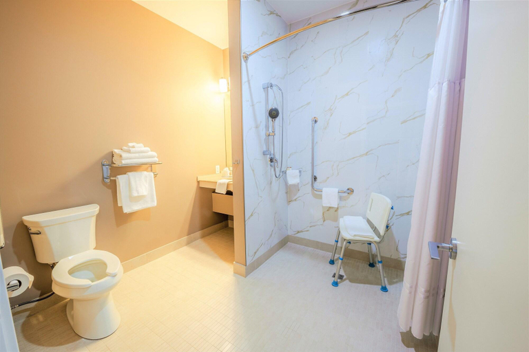 Bathroom 4, Mstar Hotel, Kitimat-Stikine