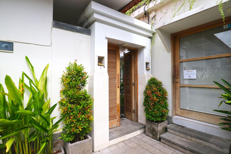 Public Area 2, Abyan Guest House, Denpasar