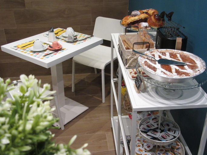 Food & Drinks 5, Gea Suite, Napoli