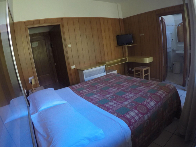 Bedroom 4, Hotel Nyers, Perugia