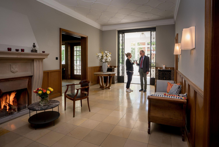 Public Area 3, Signau House & Garden, Zürich