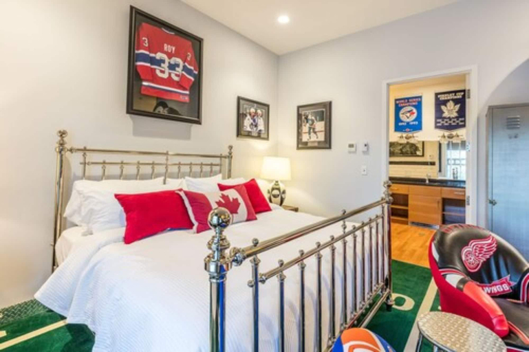 Public Area 2, Retro Suites Hotel, Chatham-Kent
