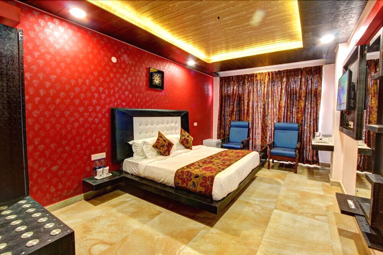 Bedroom 2, The Moniker Resort And Spa, Kullu