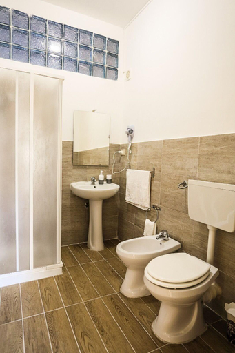 Bathroom 5, A Casa di Frà B&B, Palermo