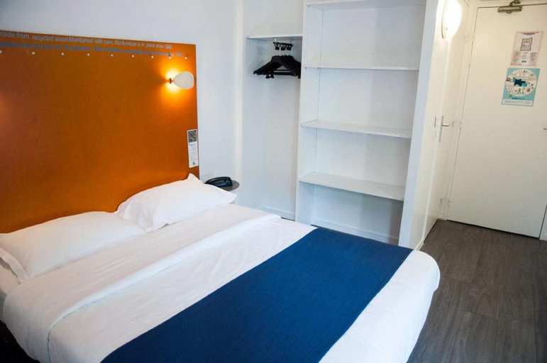 Bedroom 3, Solar Hotel, Paris