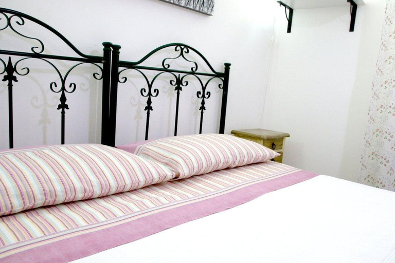 Bedroom 4, Bed and Breakfast L'Aranceto, Brindisi