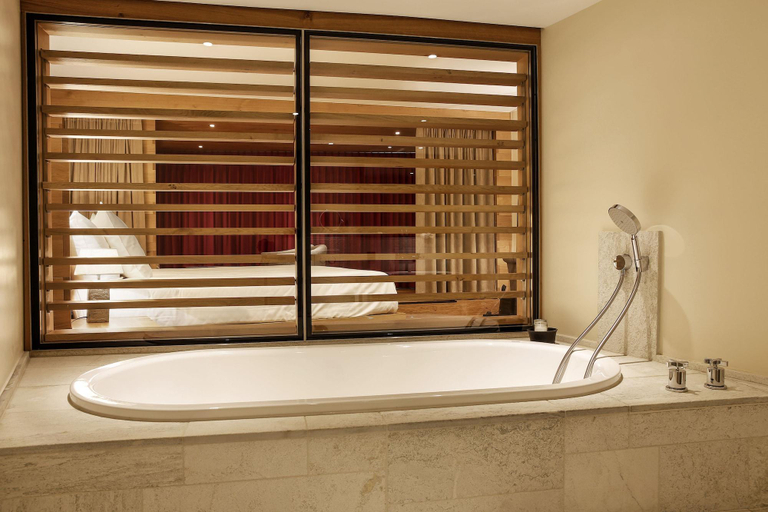 Bathroom, Chetzeron, Sierre