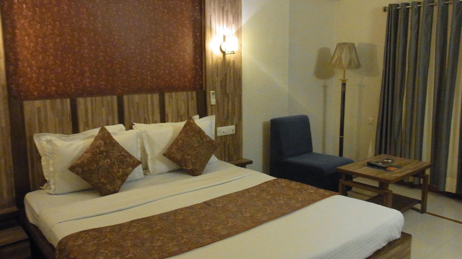 Bedroom 2, Hotel Eden, Ahmadabad
