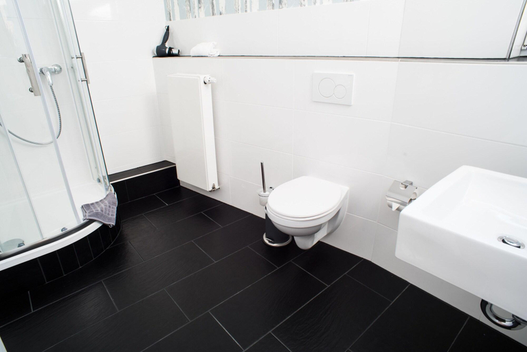 Bathroom, Weddeler Hof, Wolfenbüttel