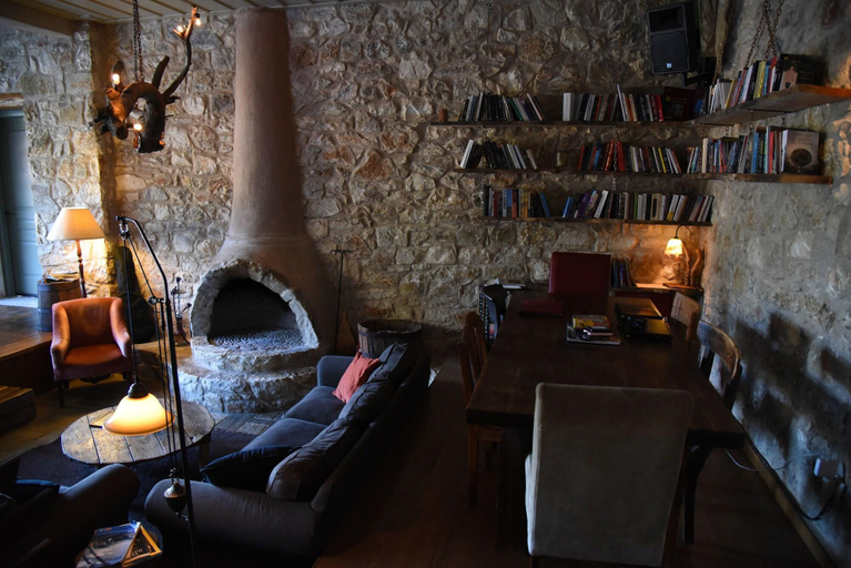 Public Area 3, Pritanio, Peloponnese