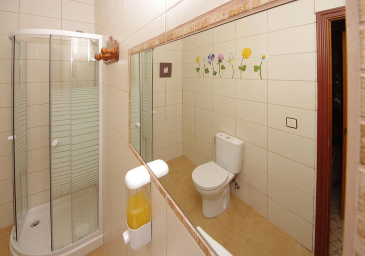 Bathroom 4, Hostal Azahara Nerja, Málaga