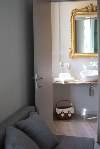 Bathroom 4, Il Genovino, Genova