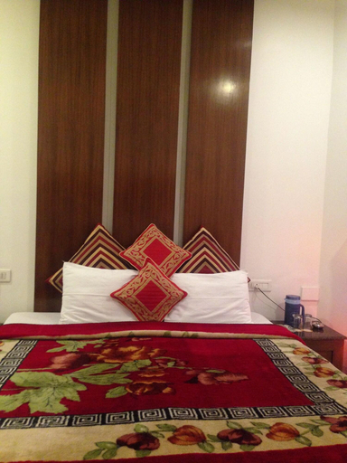 Bedroom 3, Hotel Namaskar, Amritsar