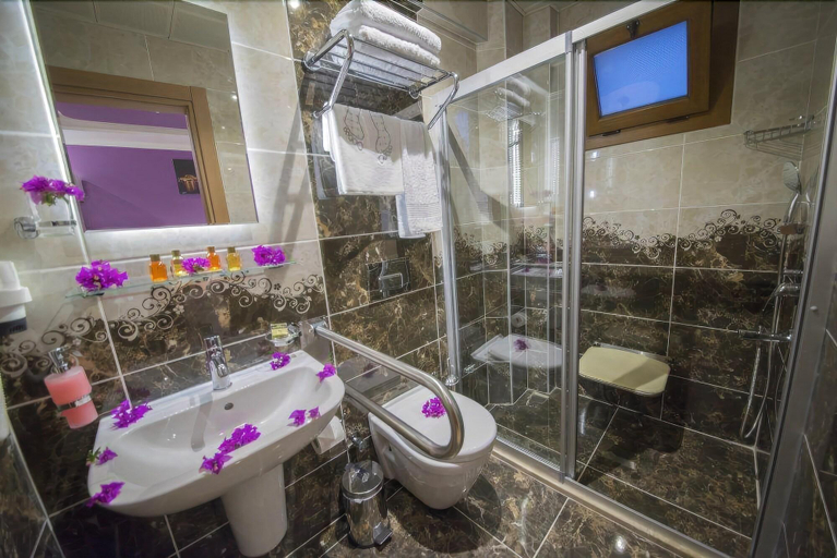 Bathroom 5, Kayi Hotel, Fethiye