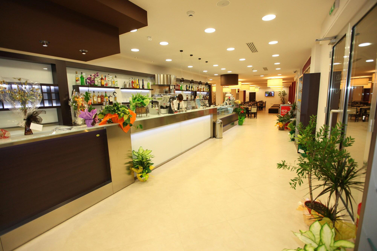Public Area 2, Hotel Cliché, Cosenza