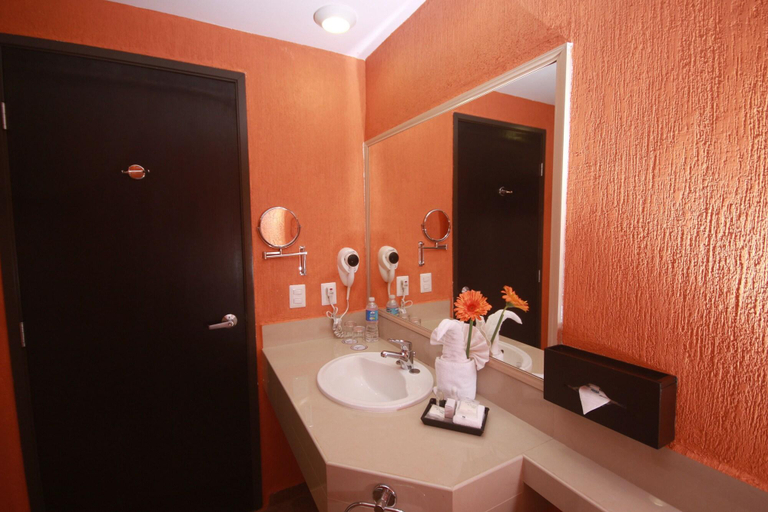 Bathroom 4, Paris Fc Hotel, Tihuatlán
