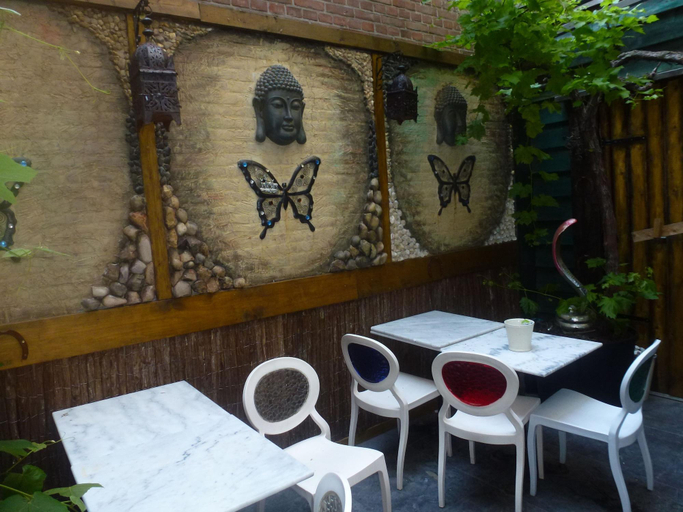 Food & Drinks 2, Hotel Isis, Amsterdam