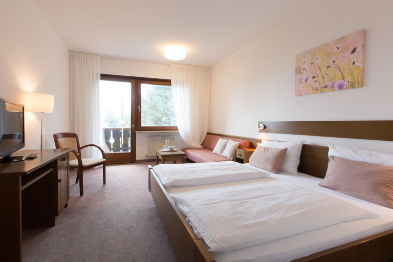 Bedroom 4, Pension Sankt Urban, Bolzano