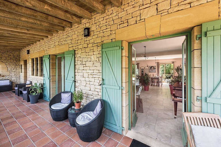 Public Area 3, Hôtel Bon Encontre, Dordogne