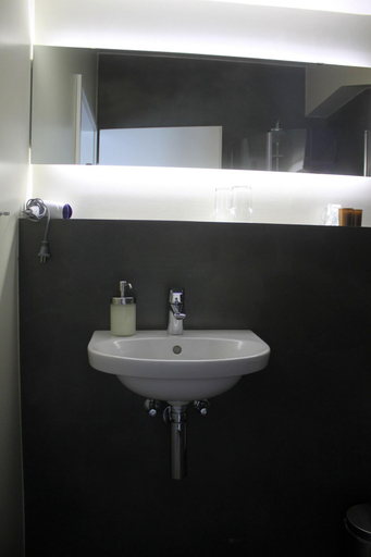 Bathroom 4, Fljotsbakki Farm Hotel, Ljósavatnshreppur