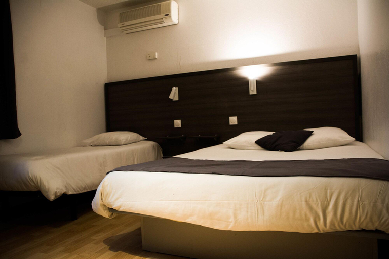 Bedroom 3, Hotel Althea - Piscine et Sauna, Hérault