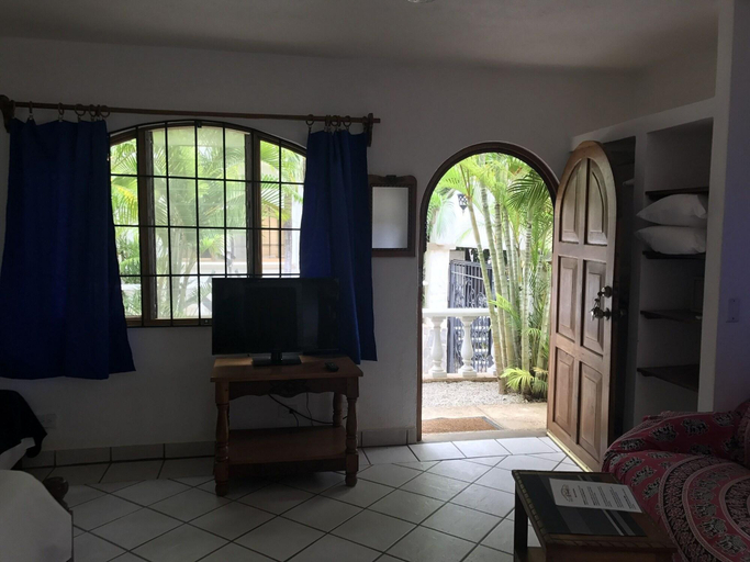 Public Area 2, Hotel Flores - Adults Only, Santa Cruz