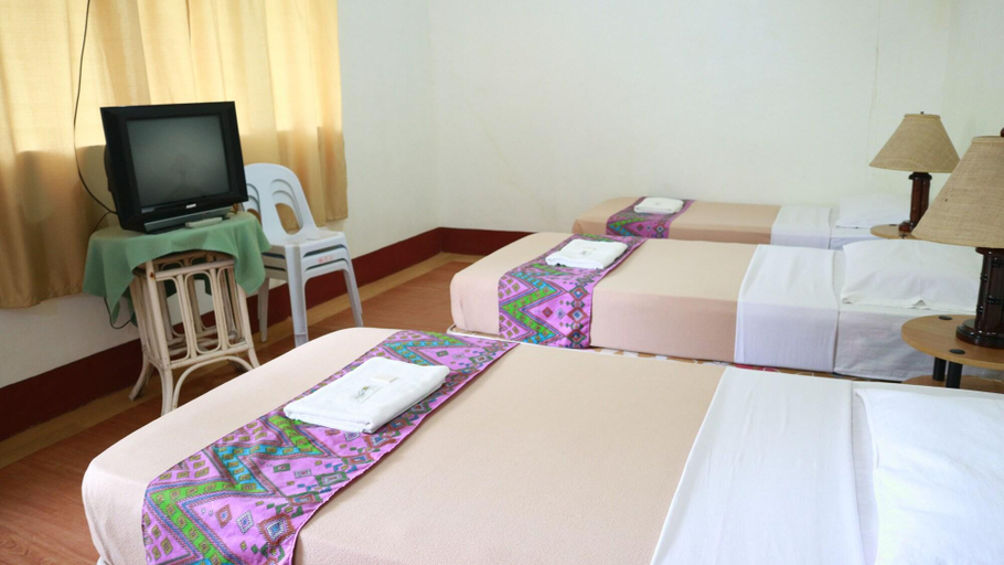 Bedroom 3, Cabua-an Beach Resort - Hostel, Mambajao