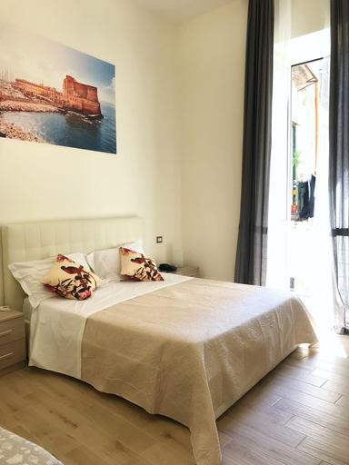 Bedroom 3, Speranzella 86, Napoli