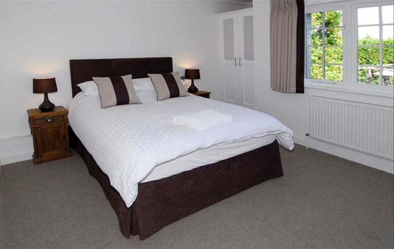 Bedroom 2, The Carpenters Arms, Kent