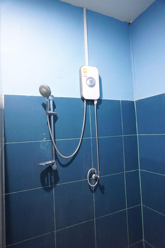 Bedroom 5, Paifha Beach Resort, Pathiu