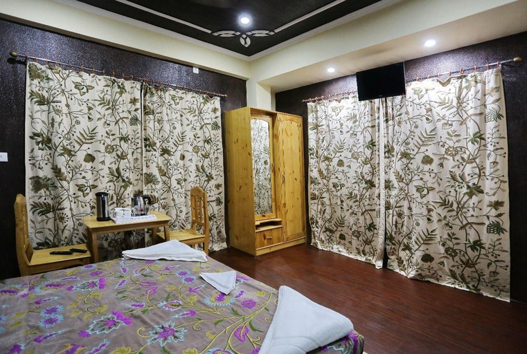 Public Area 3, Hotel Shefaf, Srinagar