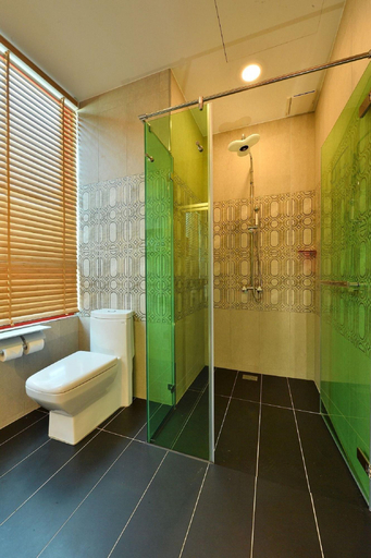 Bathroom, Joe's Apartment Hotel, Kaohsiung