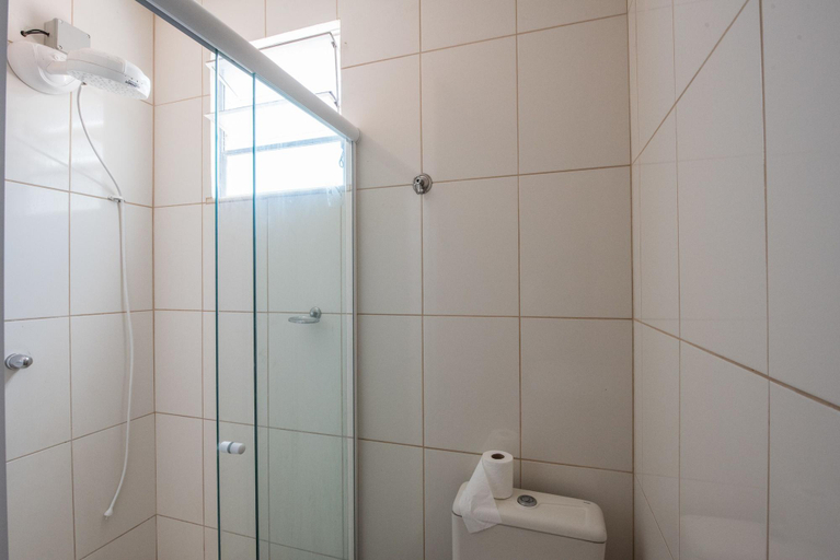 Bathroom 5, Babilonia Rio Hostel, Rio de Janeiro