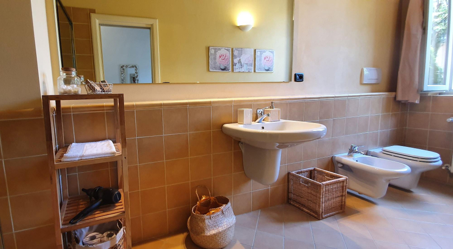Bathroom 5, Quarenghi16, Bergamo