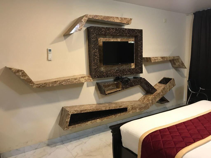 Bedroom 3, Nest Inn Hotel, Bangalore