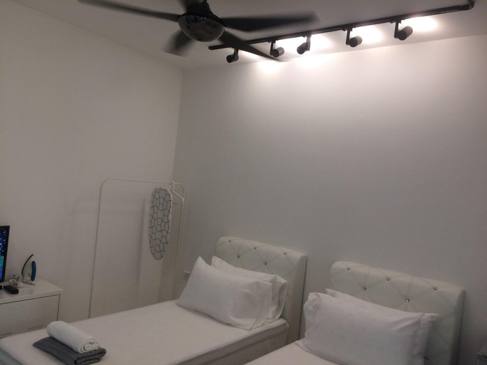 Sport & Beauty 5, Lawang Suite Corner Roomstay 2, Shah Alam