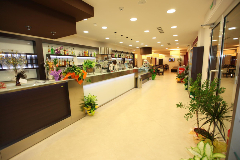 Public Area 2, Hotel Cliché, Cosenza