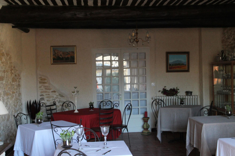 Public Area 4, La Mandarine, Vaucluse