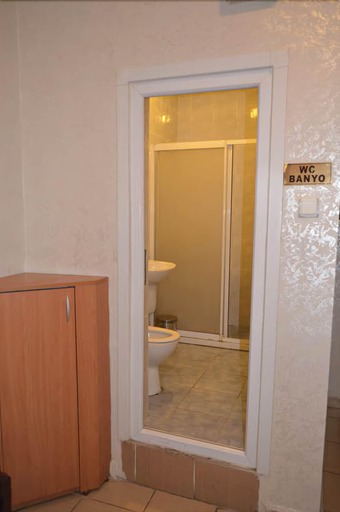 Bathroom 5, Hotel Ekol, Fatih